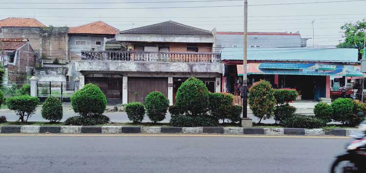 Dijual Tanah dan Rumah Jalan Utama Yos Sudarso Purwokerto Barat